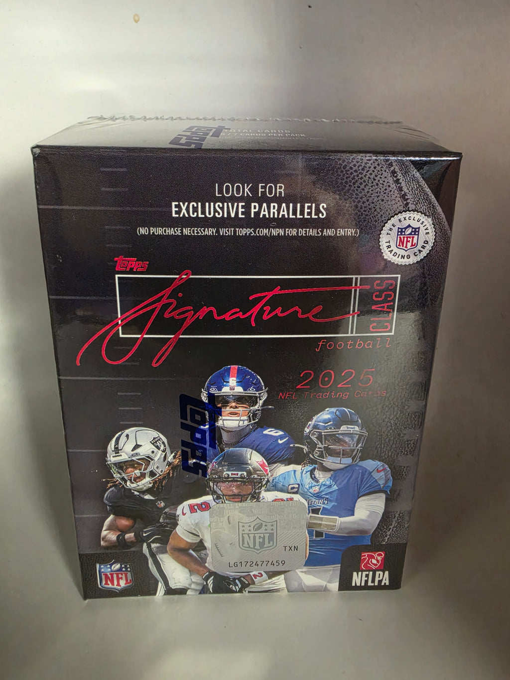 2025 Topps Signature Class Football Factory Sealed Value Box